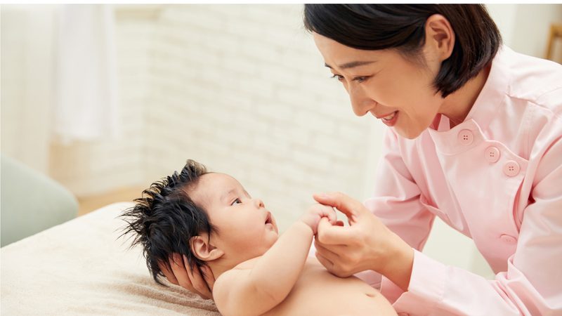 育婴师证书：揭秘含金量与鉴定标准