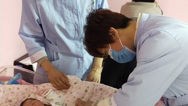 如何预约催乳师上门服务？新手妈妈必看流程